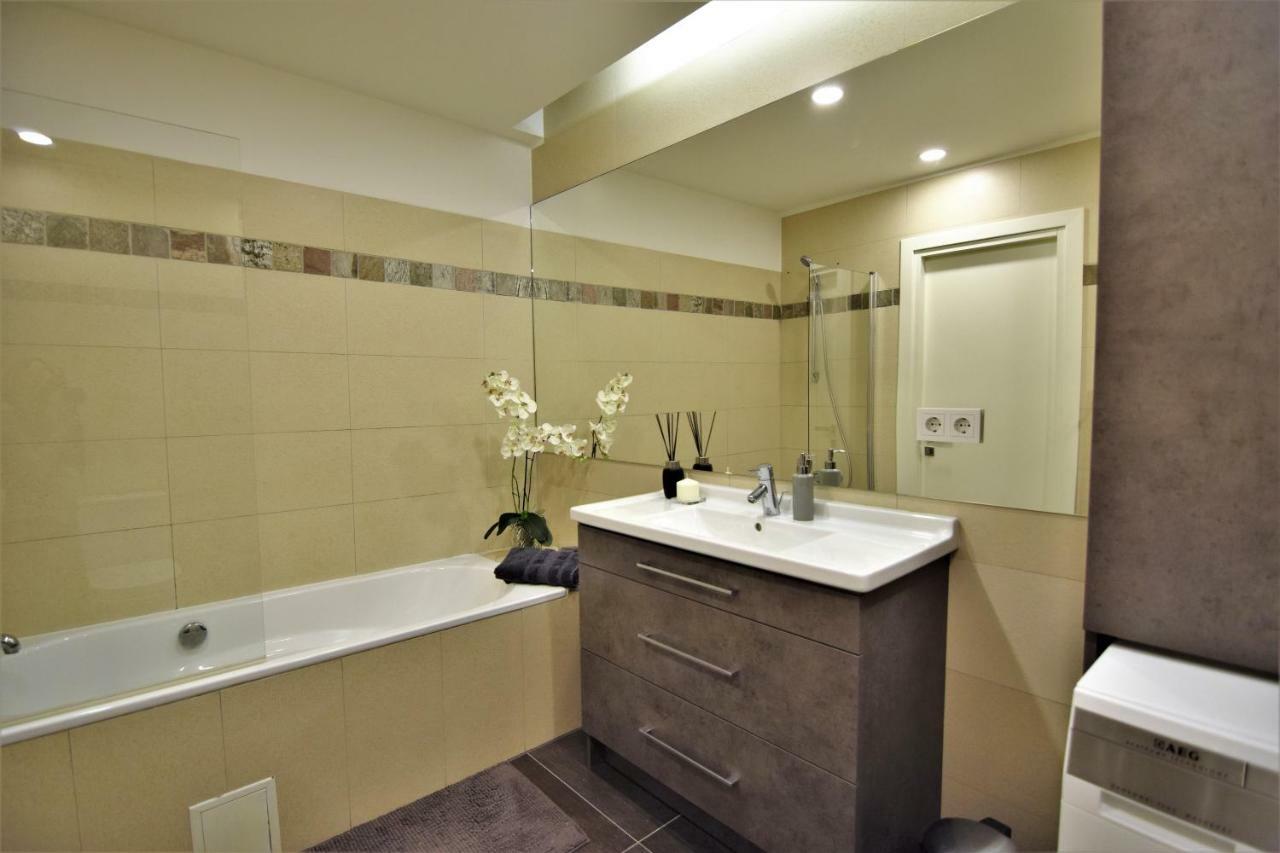 Europa Dream Apartment Vilnius Luaran gambar